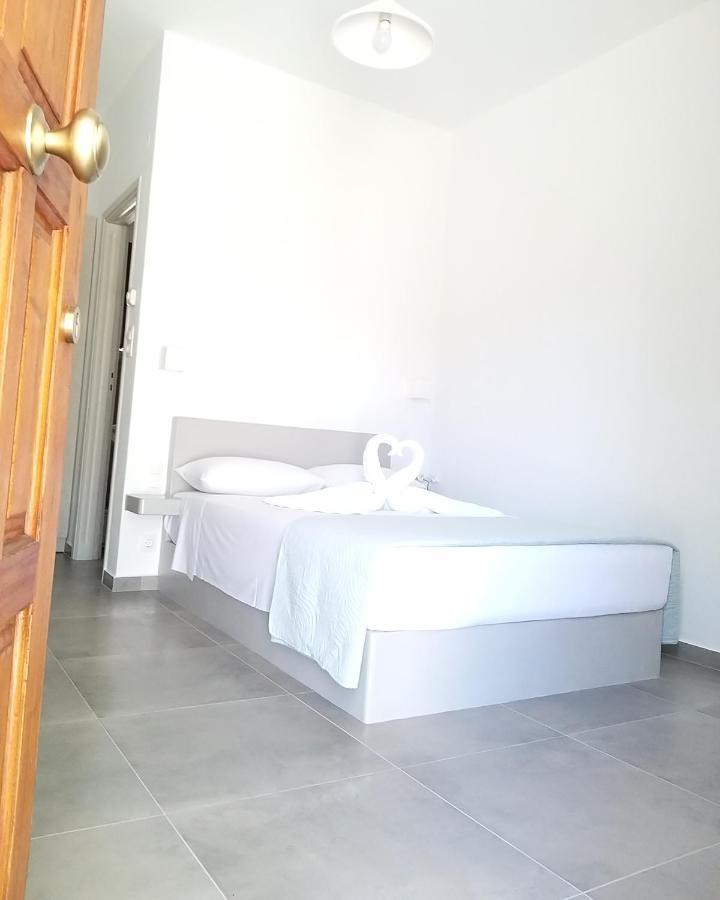 Mavrikou Helen Apartments İskiri Dış mekan fotoğraf