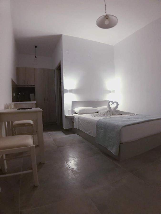 Mavrikou Helen Apartments İskiri Dış mekan fotoğraf