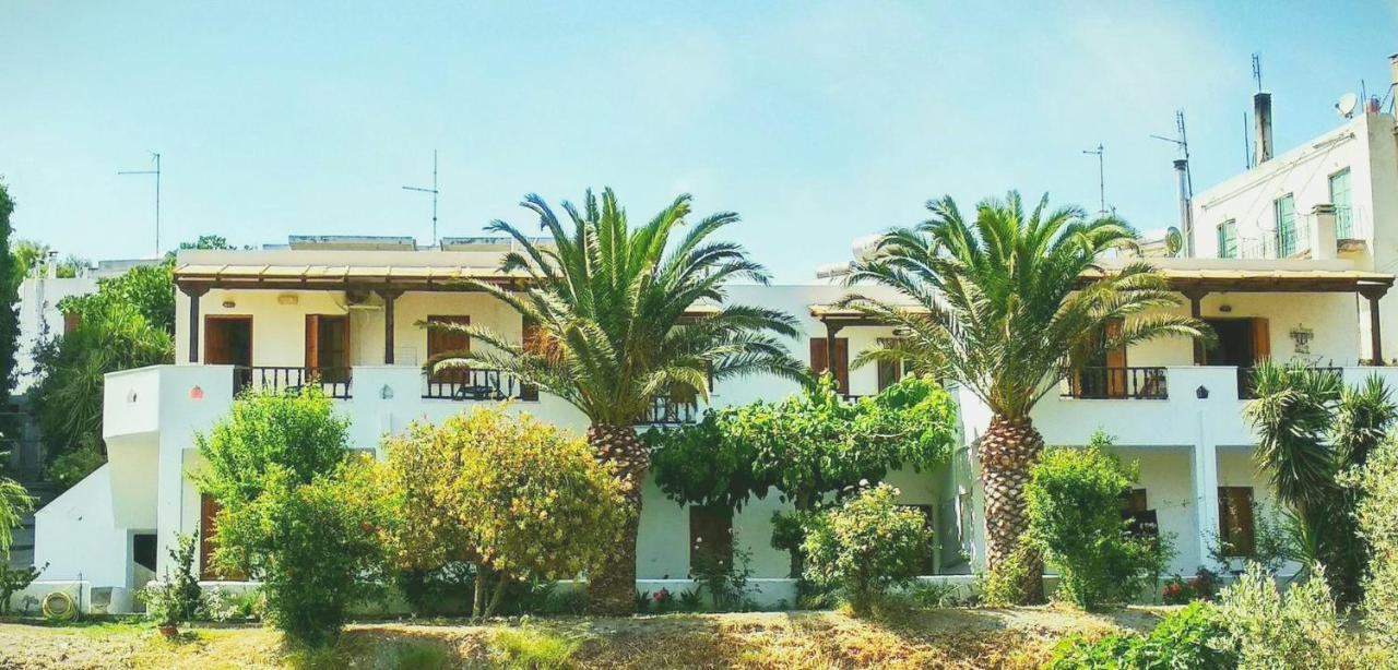 Mavrikou Helen Apartments İskiri Dış mekan fotoğraf
