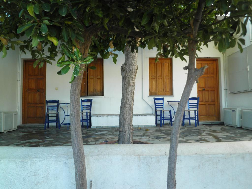 Mavrikou Helen Apartments İskiri Oda fotoğraf
