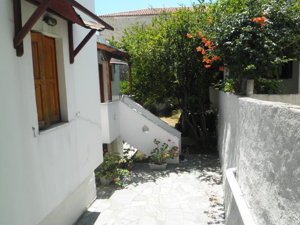 Mavrikou Helen Apartments İskiri Oda fotoğraf