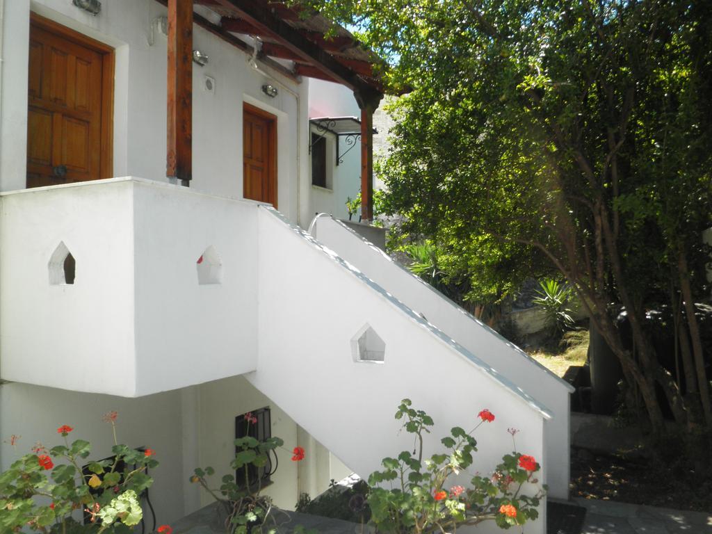 Mavrikou Helen Apartments İskiri Oda fotoğraf